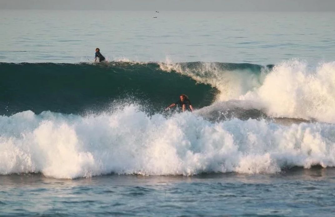 Surfskate practice on flat days